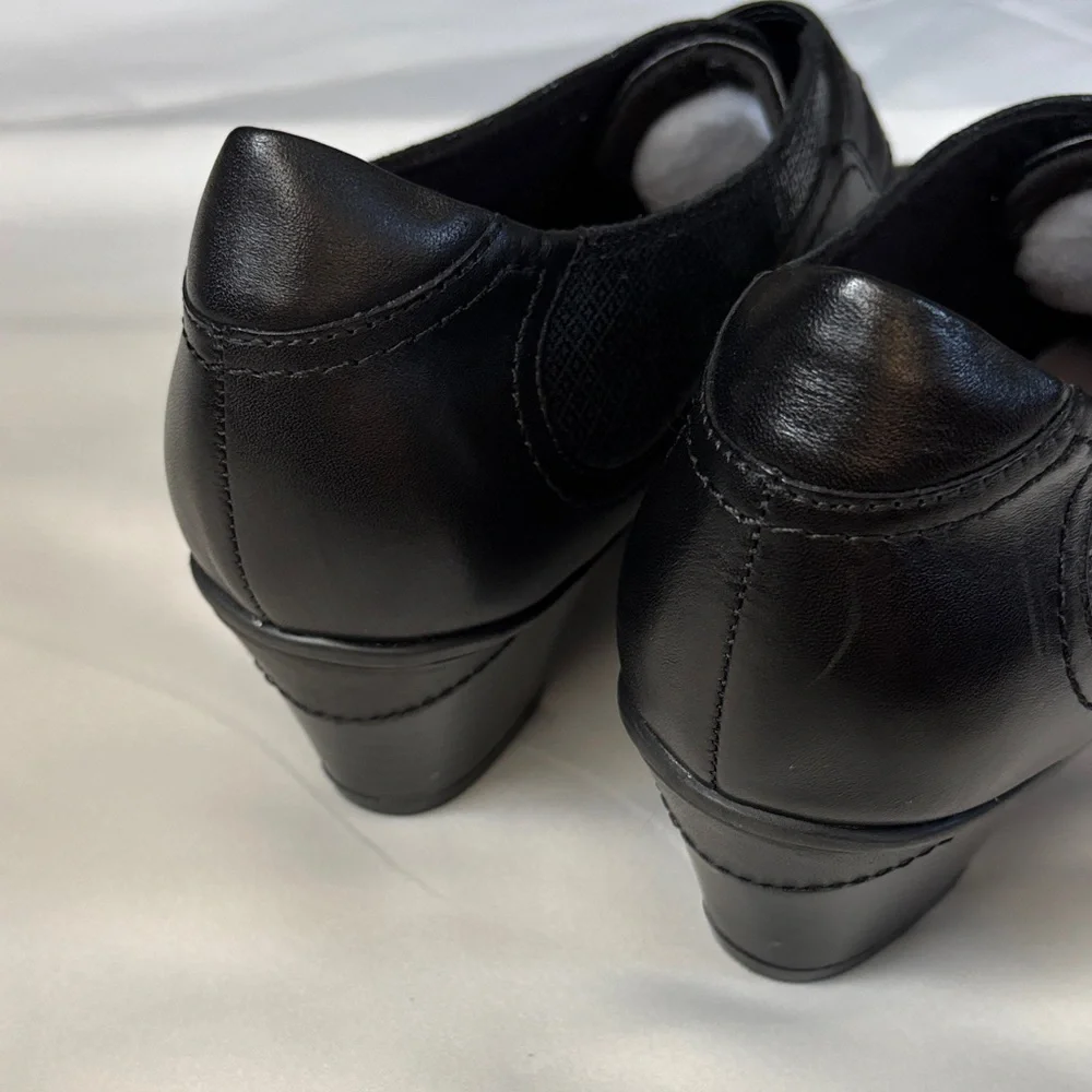 Earth Women's Black Leather Loafers 11B - Picture 7 of 16